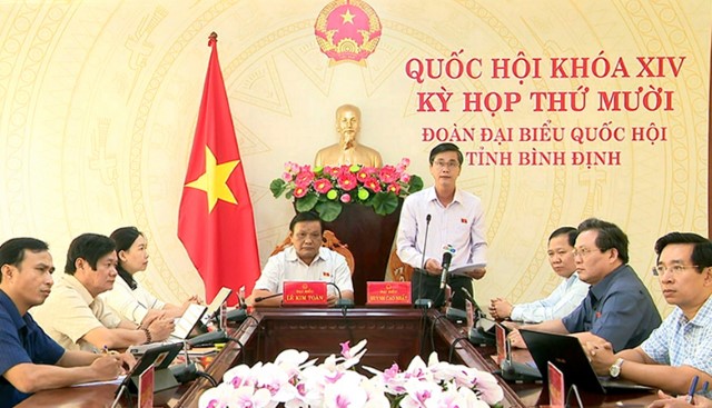 ĐBQH HUỲNH CAO NHẤT: KHÔNG CẦN THIẾT PHẢI TIẾP TỤC DUY TRÌ QUỸ HỖ TRỢ ĐIỀU TRỊ, CHĂM SÓC NGƯỜI NHIỄM HIV